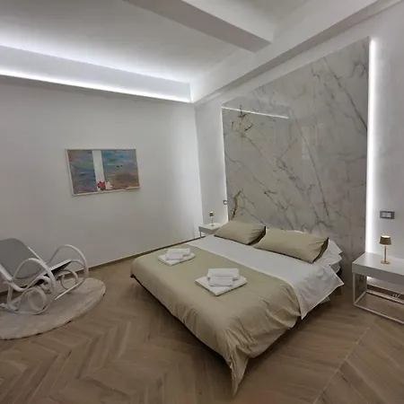 Mwc - Via Ganaceto 100 شقة *